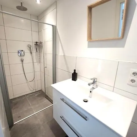 Modernes Apartment Mit Wifi, Aufzug & Kostenlos Parken El-Living Augsburg Exterior foto