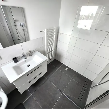 Modernes Apartment Mit Wifi, Aufzug & Kostenlos Parken El-Living Augsburg Exterior foto