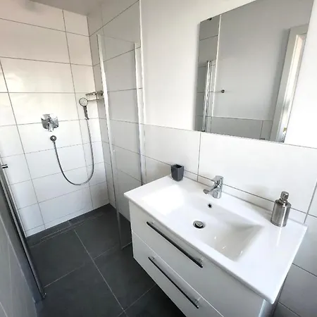 Modernes Apartment Mit Wifi, Aufzug & Kostenlos Parken El-Living Augsburg Exterior foto
