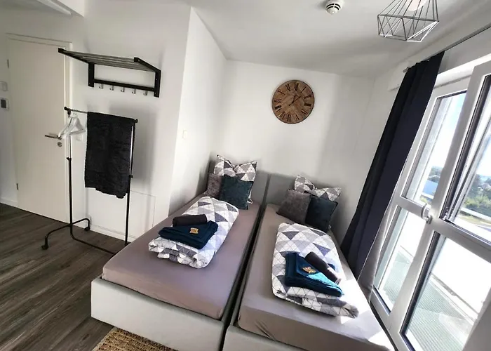Modernes Apartment Mit Wifi, Aufzug & Kostenlos Parken El-Living